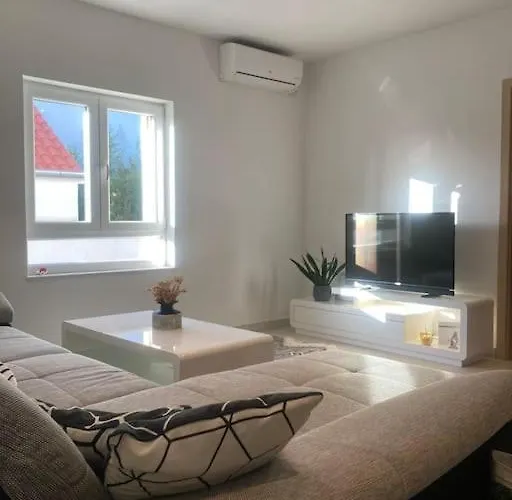 Nest - Sandra&david דירה זאדאר